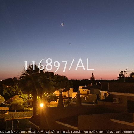 Beach Apartment Terrace ヴィラモウラ エクステリア 写真