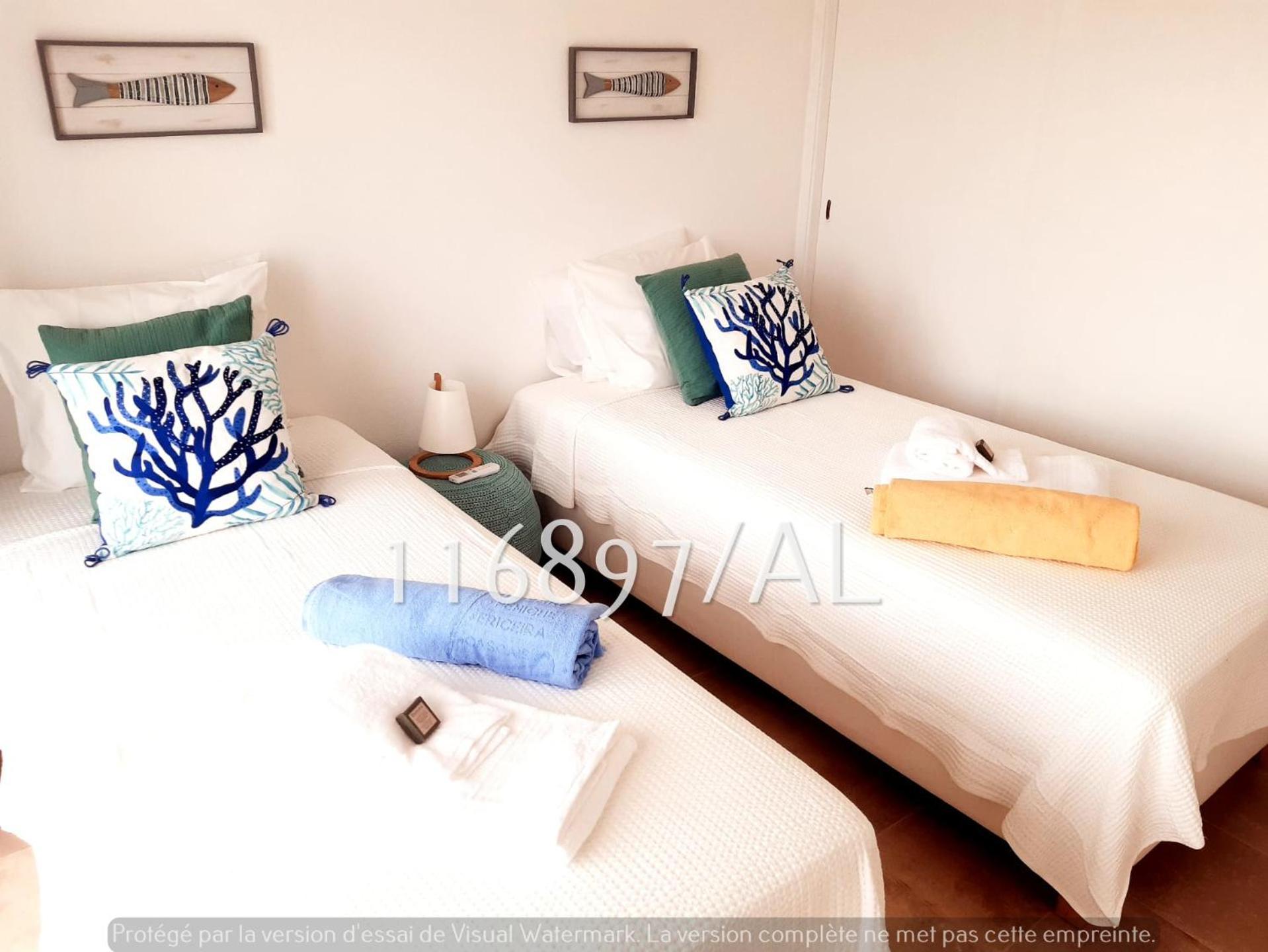 Beach Apartment Terrace ヴィラモウラ エクステリア 写真